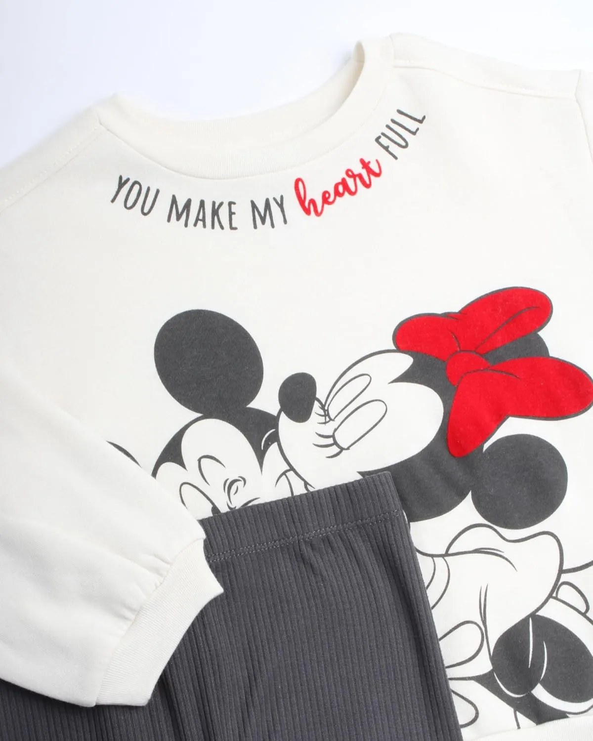 Disney Girls’ Minnie Mouse Fleece Jogger Pants Set – Minnie Mouse Fleece Sweatshirt and Sweatpants (2T-6X)