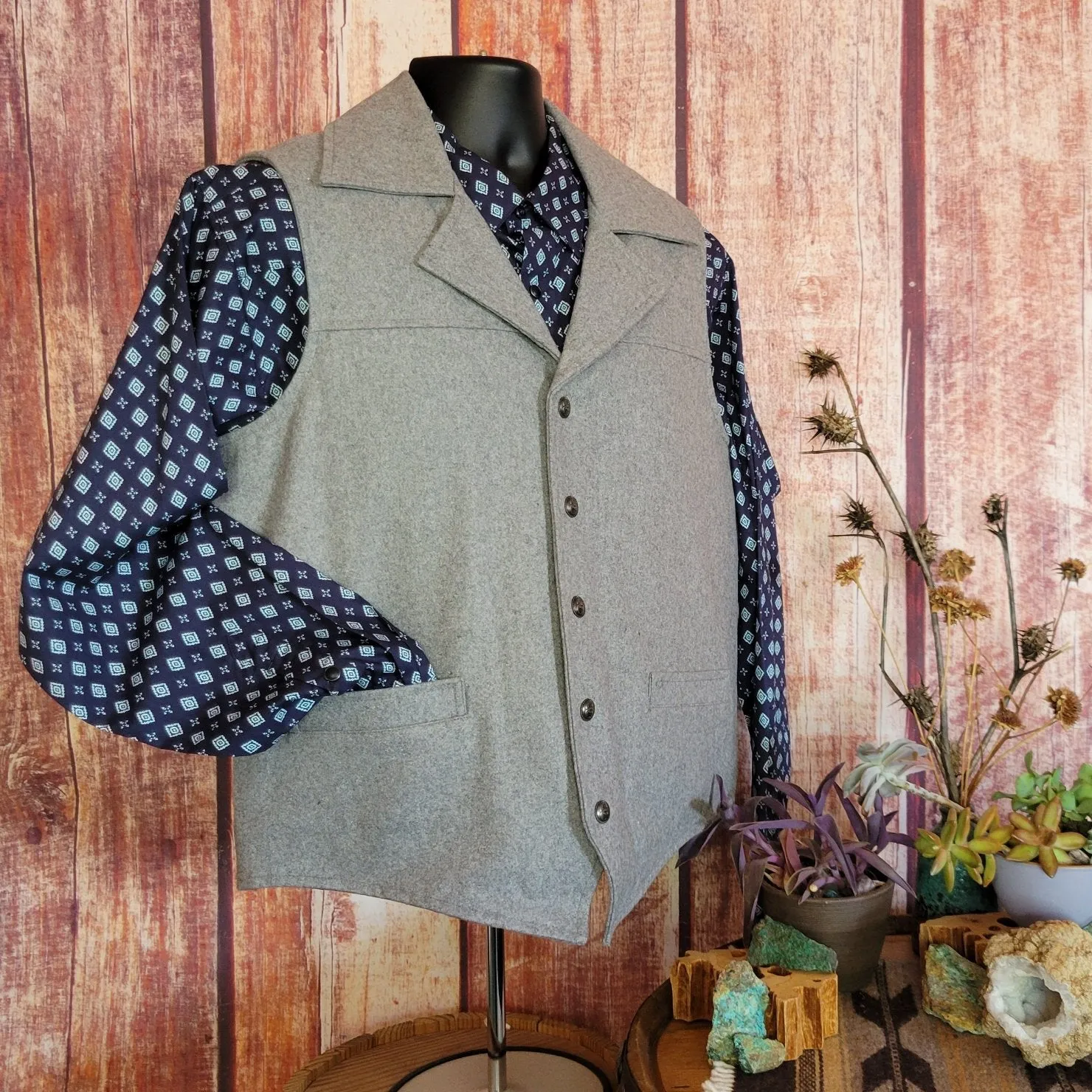Men's Wool Concealed Carry Snap Front Vest by Cripple Creek CR39066