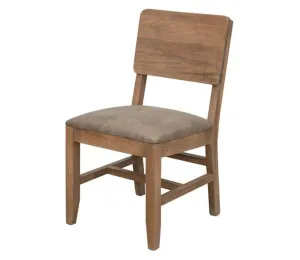 NATURAL PAROTA DINING CHAIR