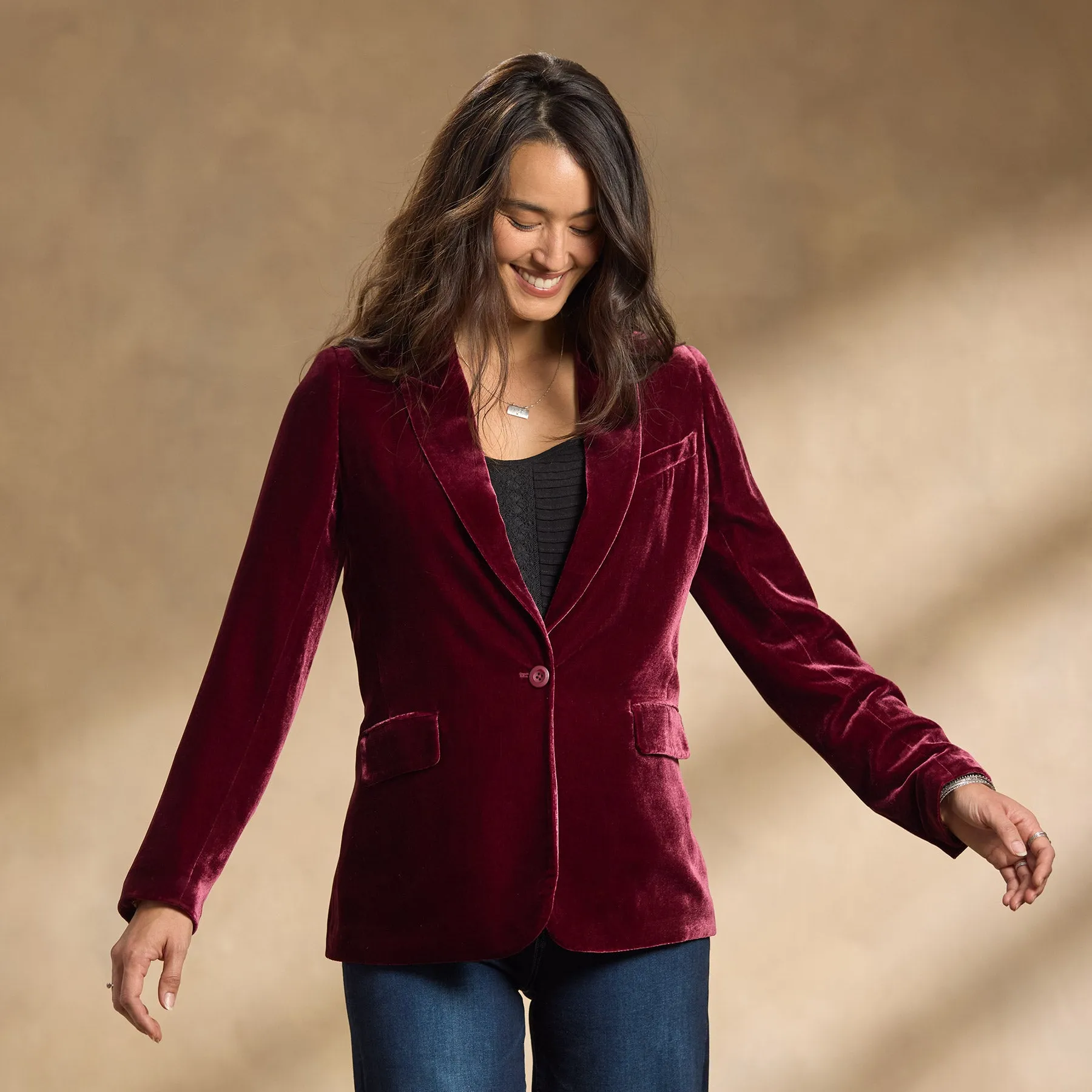 Ravell Velvet Blazer